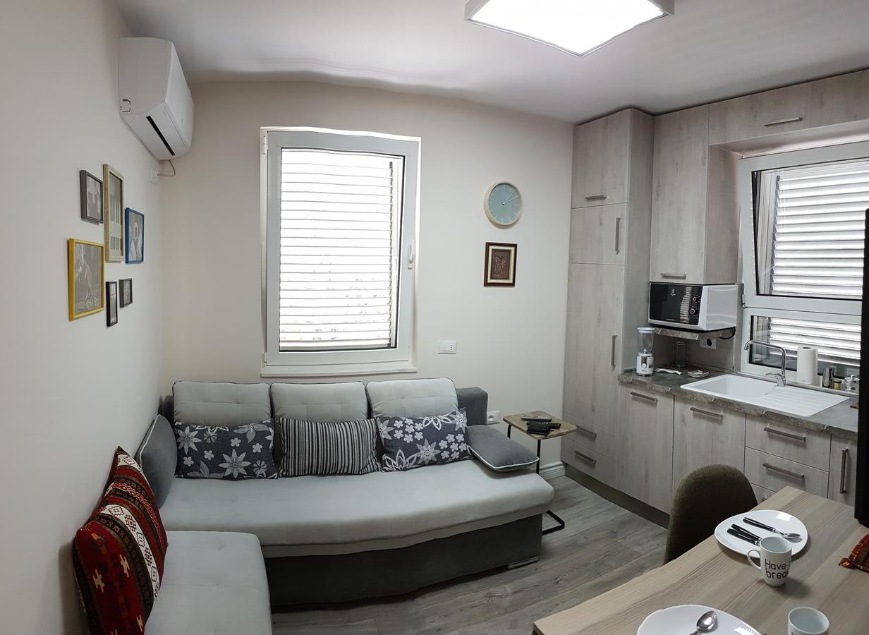 Absolute Blloku Apartment Tirana Extérieur photo