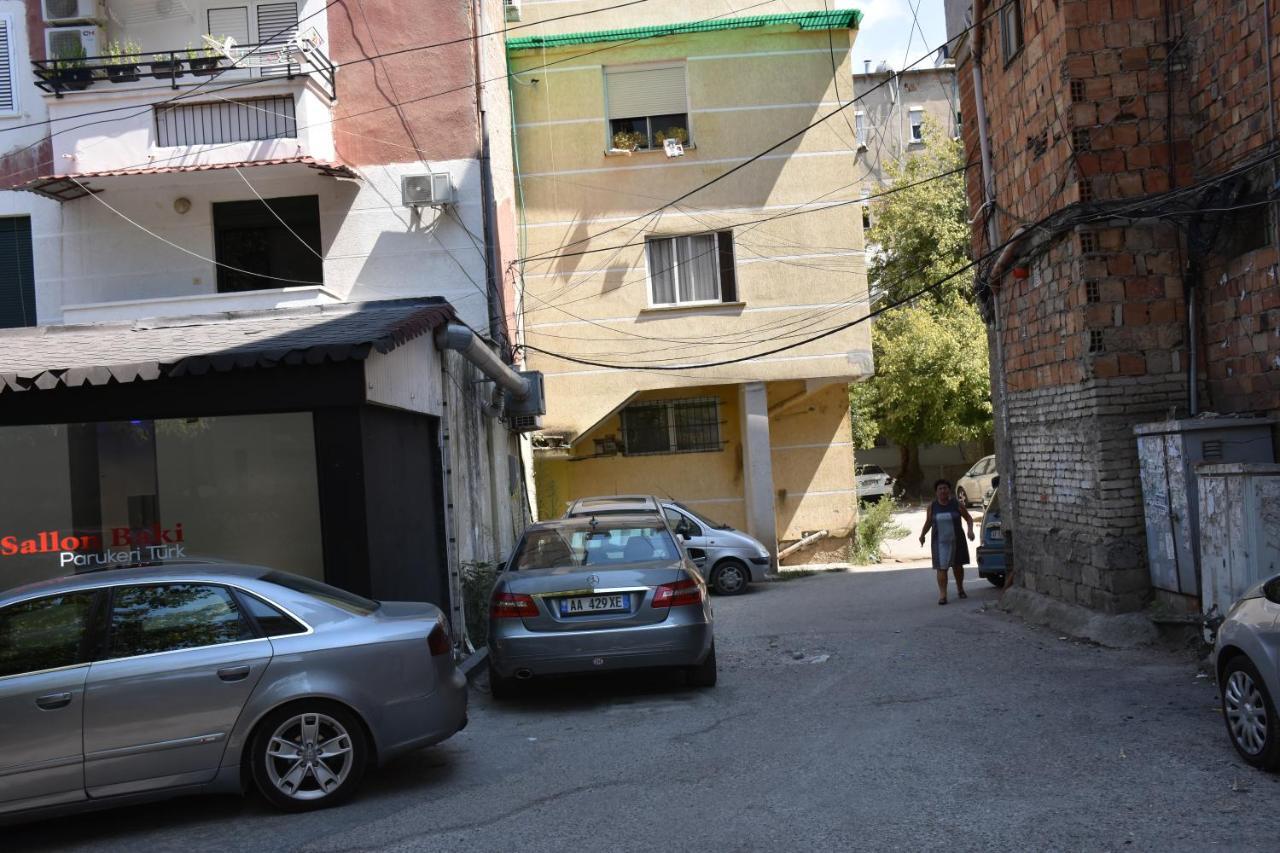Absolute Blloku Apartment Tirana Extérieur photo
