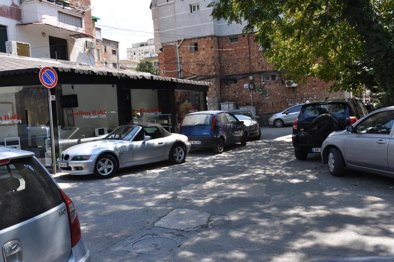Absolute Blloku Apartment Tirana Extérieur photo